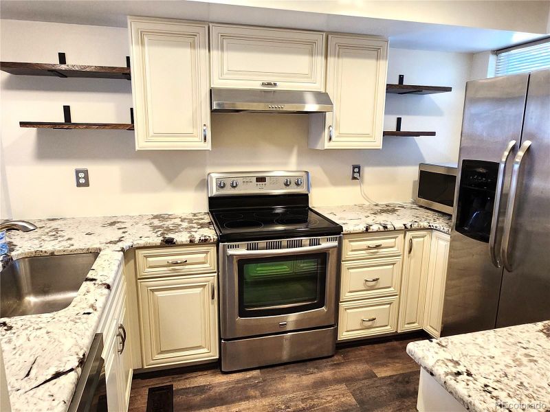 1475 S Quebec Way #F30, Denver, CO 80231