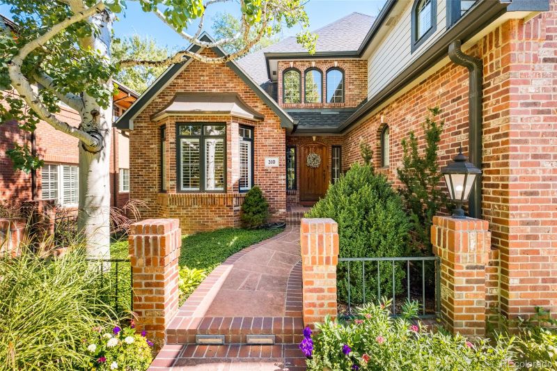 310 Eudora St, Denver, CO 80220