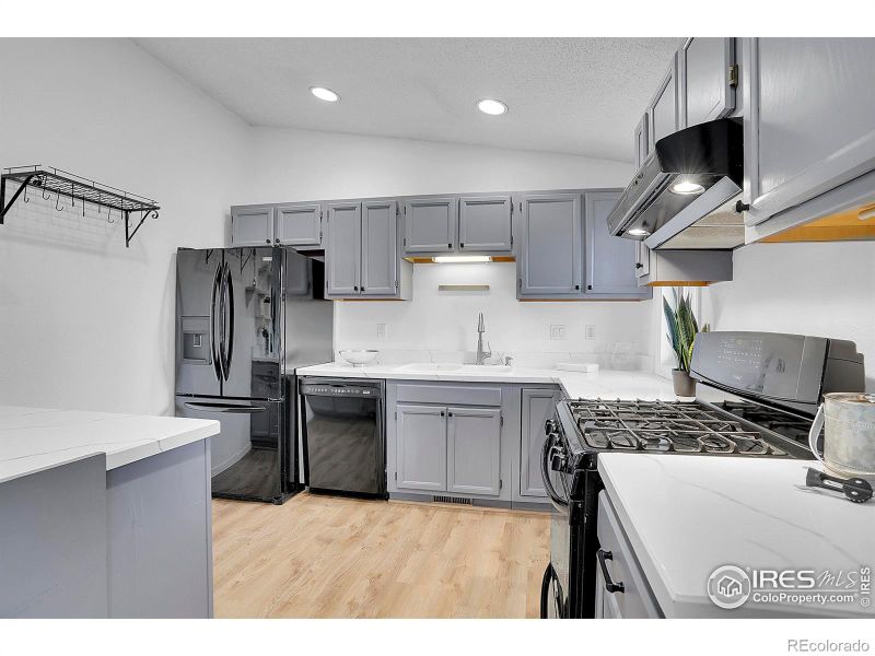 7305 Lookout Rd, Longmont, CO 80503