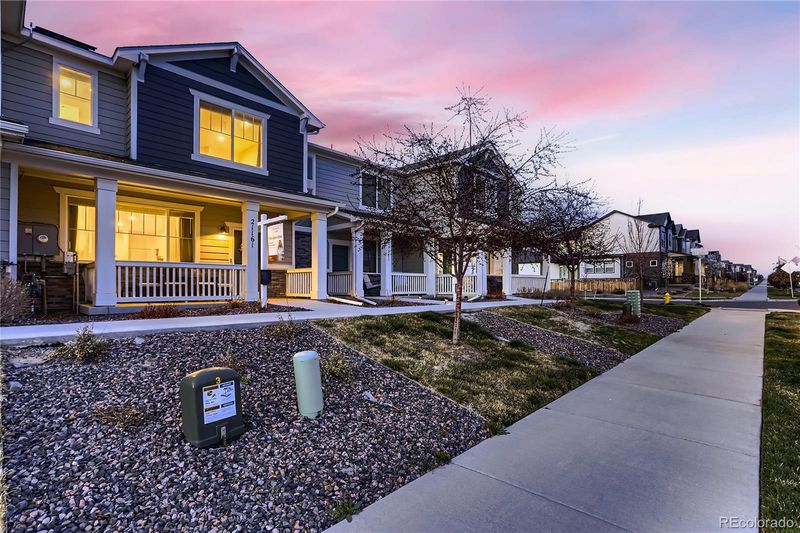 21161 E 60th Ave, Aurora, CO 80019