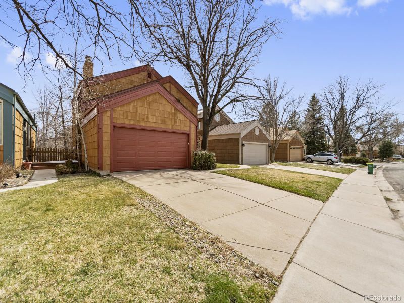 5780 S Lewis St, Littleton, CO 80127