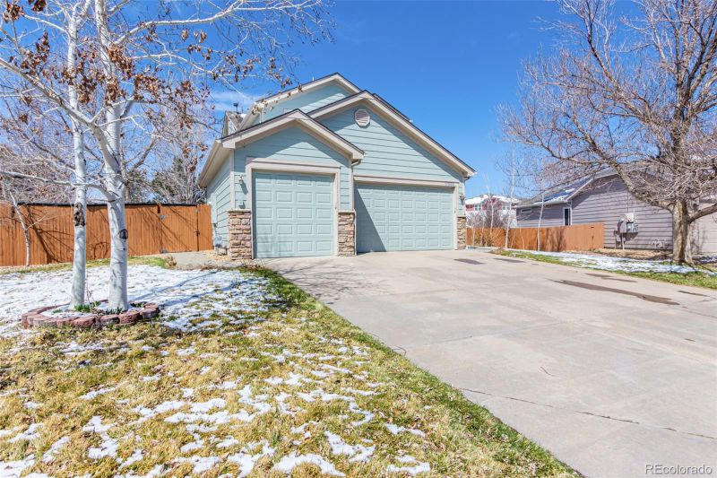 17665 E Cranberry Cir, Parker, CO 80134