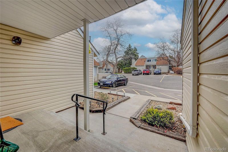 2445 S Xanadu Way #D, Aurora, CO 80014