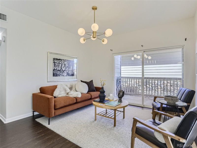 5439 S Dover St #101, Littleton, CO 80123