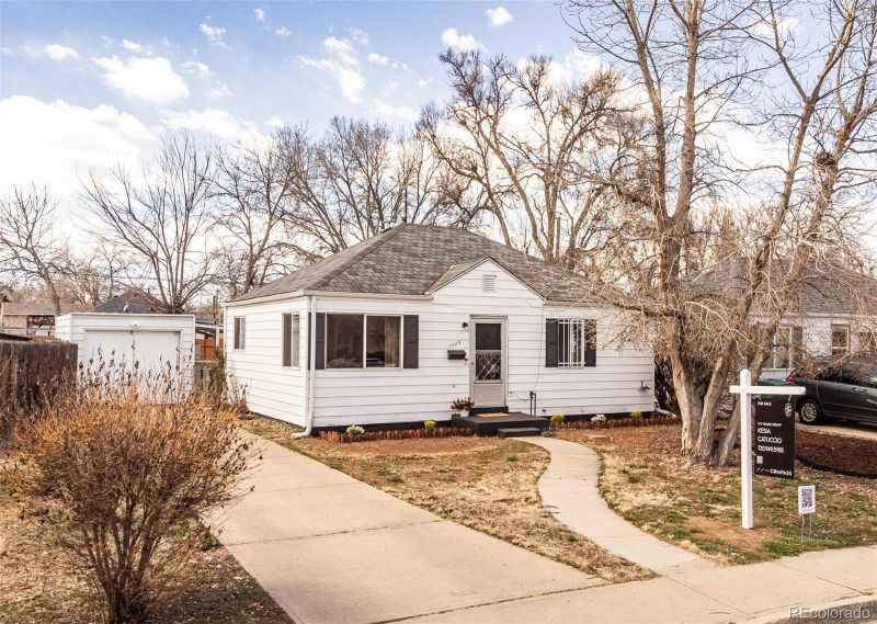1725 Del Mar Pw, Aurora, CO 80010