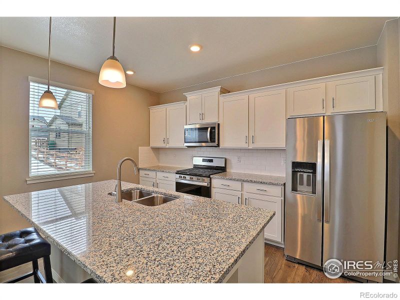329 N 64th Ave, Greeley, CO 80634