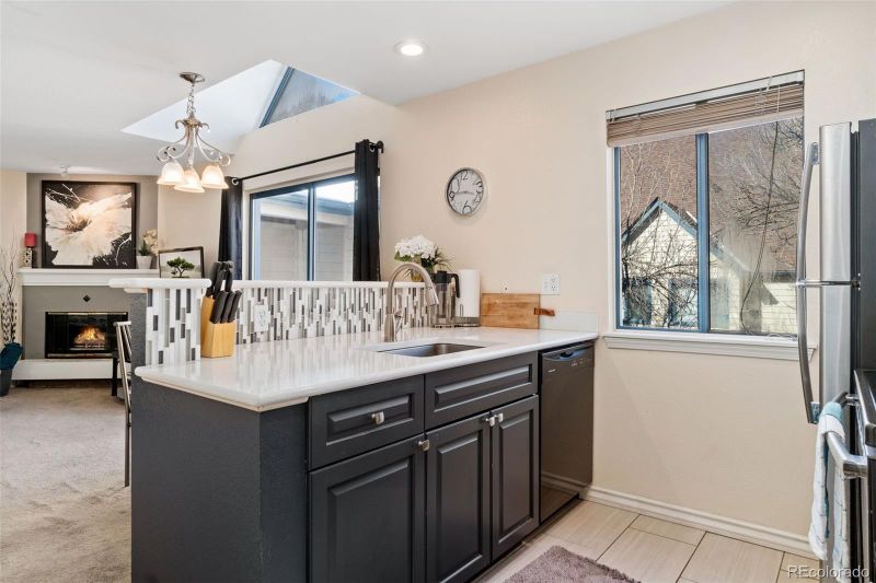 6380 S Boston St #373, Greenwood Village, CO 80111