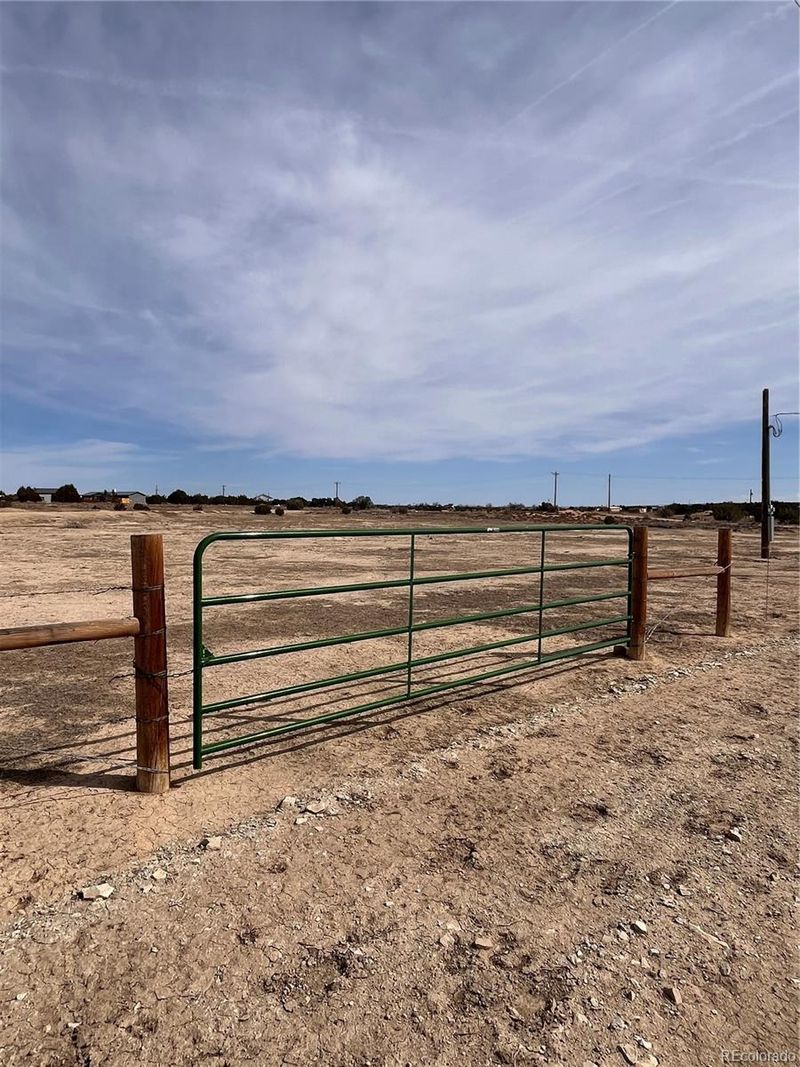 P St, Penrose, CO 81240