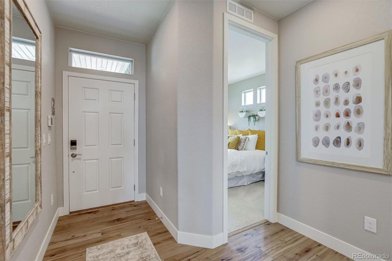 4904 Picadilly Rd, Aurora, CO 80019