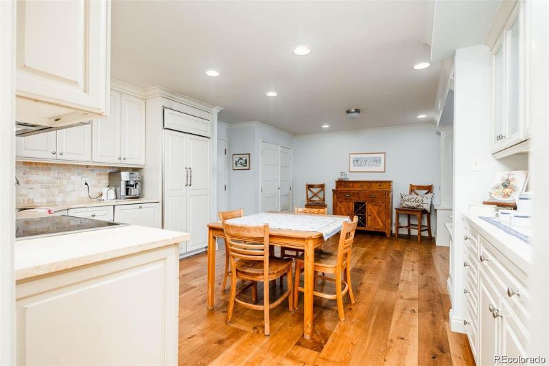 130 Pearl St #707, Denver, CO 80203