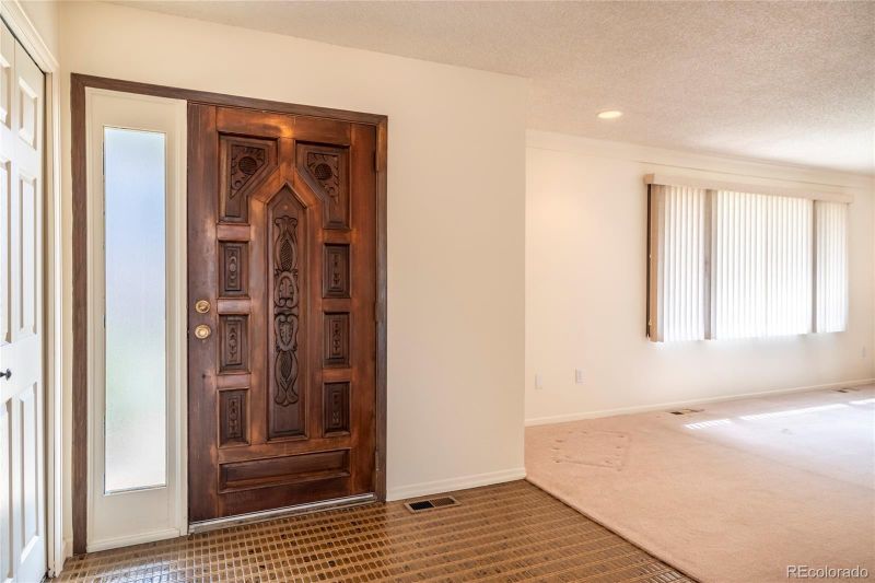 32 Walter Way, Broomfield, CO 80020