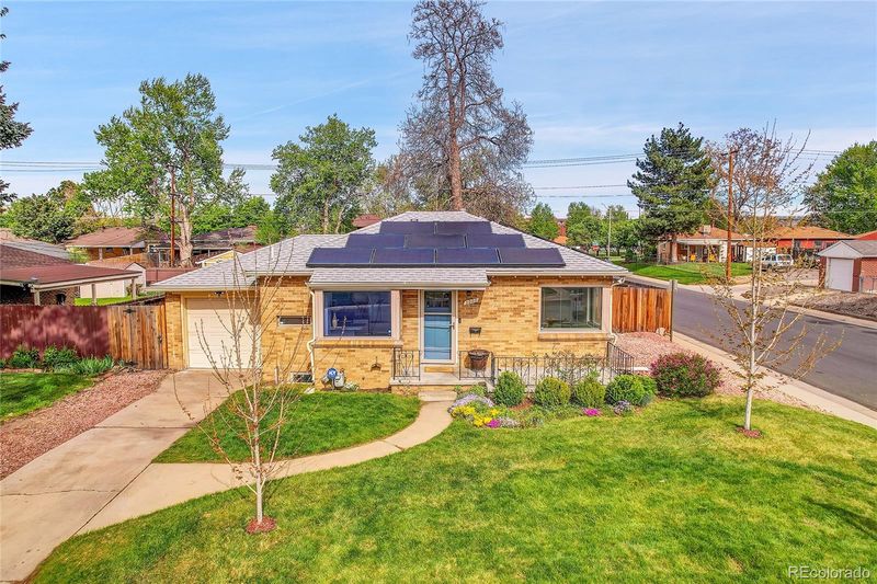 3000 Poplar St, Denver, CO 80207