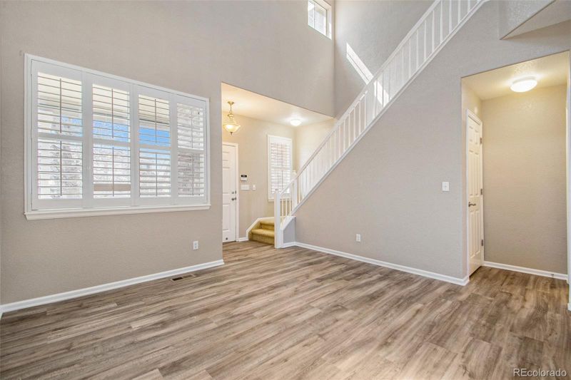 24719 E Arizona Cir, Aurora, CO 80018