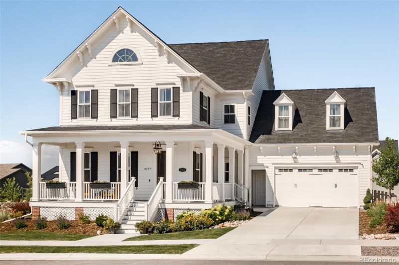 9377 Bear River St, Littleton, CO 80125