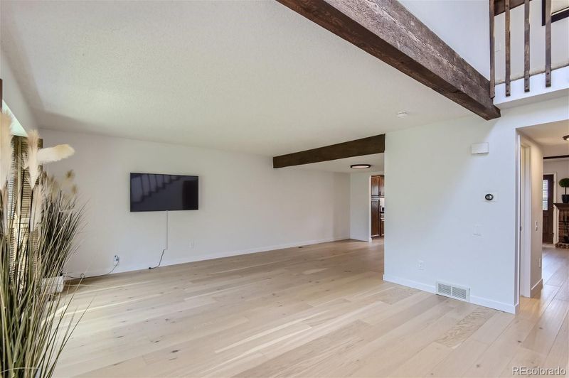 8195 E Phillips Cir, Centennial, CO 80112