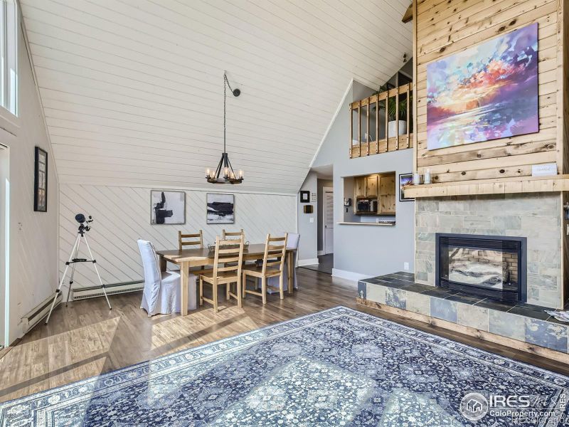560 Nightshade Dr, Boulder, CO 80302