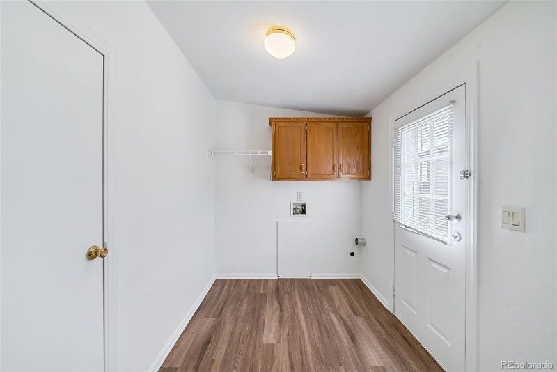 242 Hooker St, Denver, CO 80219