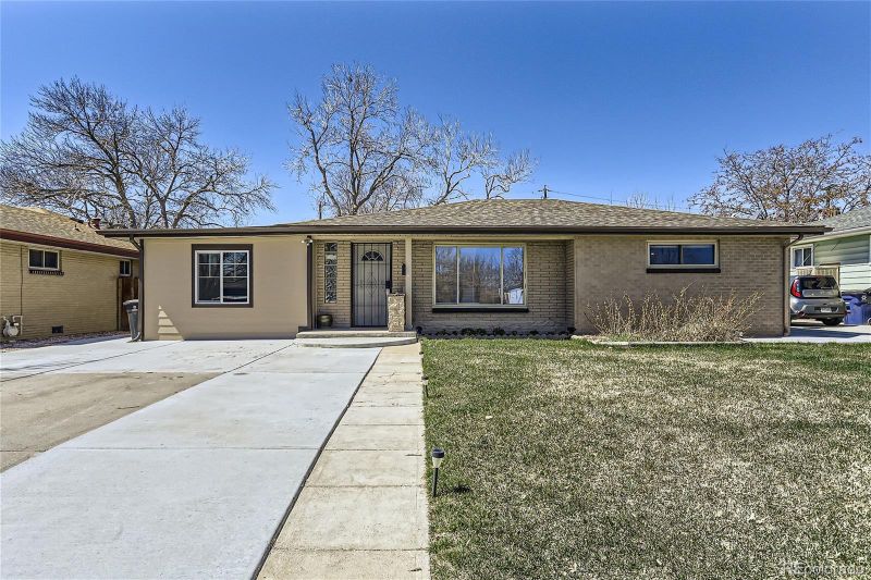 461 Zenobia St, Denver, CO 80204