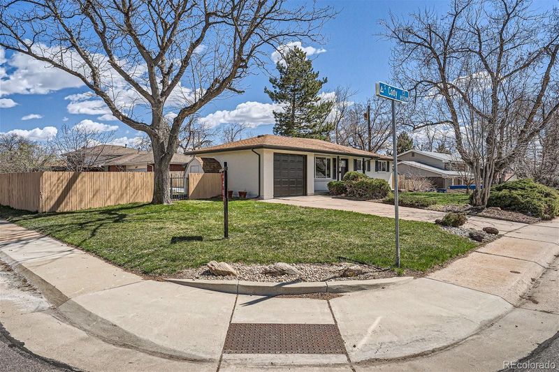1230 S Cody Ct, Lakewood, CO 80232