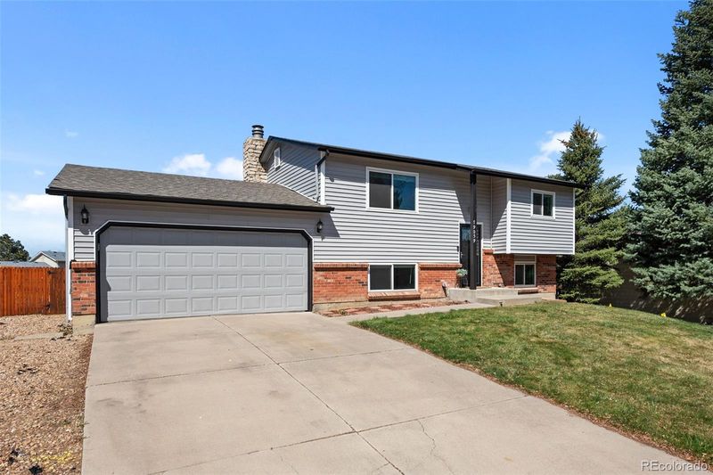 19059 E Columbia Pl, Aurora, CO 80013