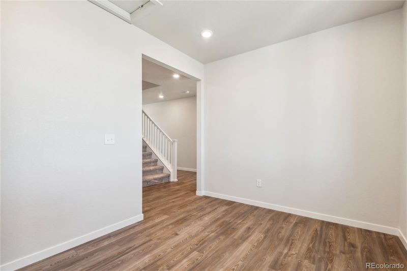 3352 N Highlands Creek Pw, Aurora, CO 80019