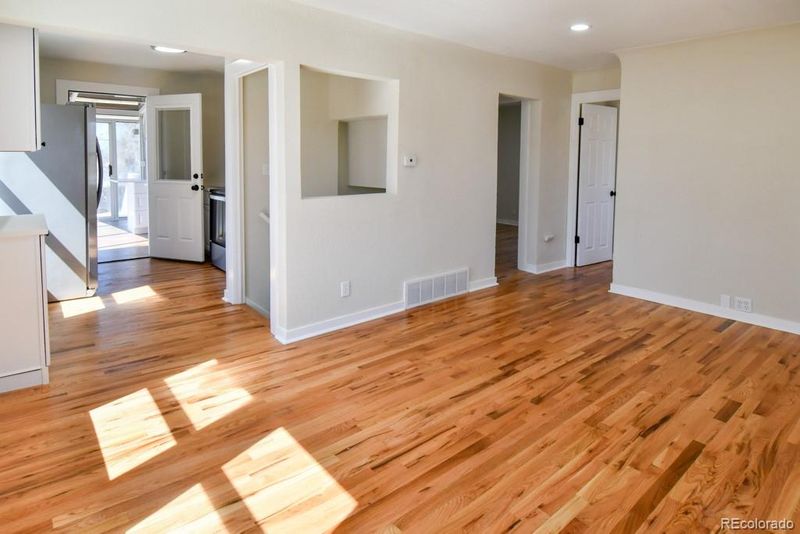 1247 Boston St, Aurora, CO 80010