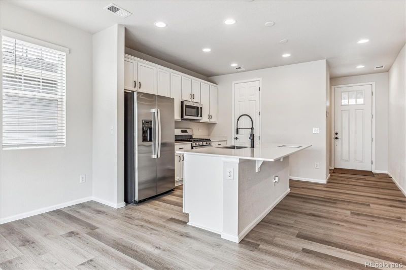 2585 Simpson Ln, Erie, CO 80026