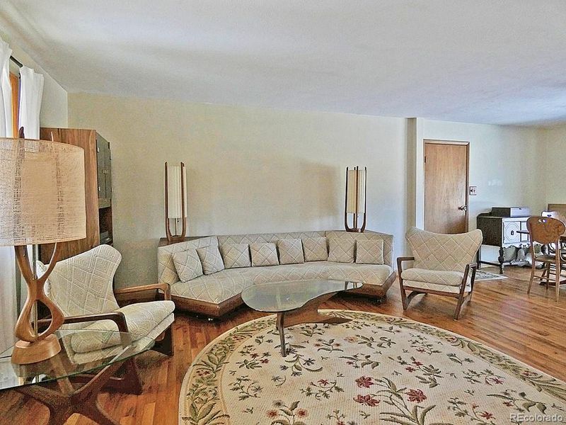 2251 W Briarwood Ave, Littleton, CO 80120