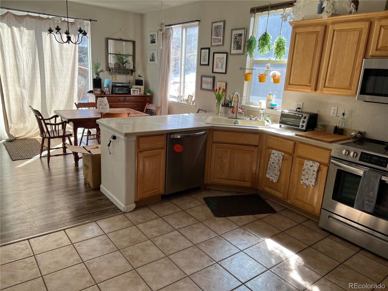 10216 Cherryhurst Ln, Highlands Ranch, CO 80126
