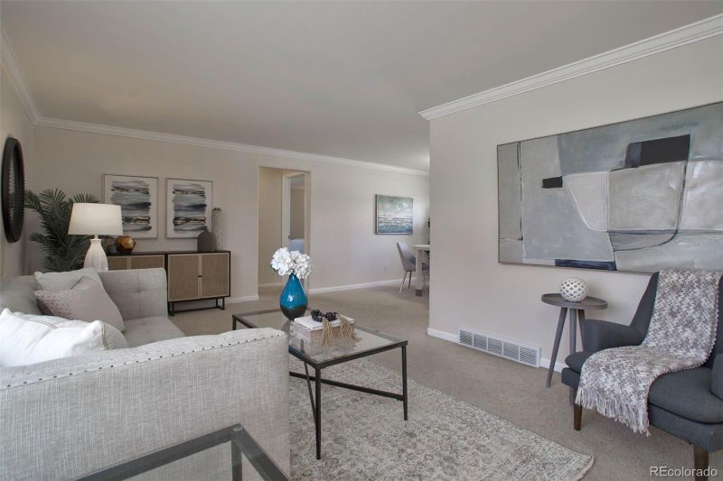3050 S Chester Ct, Denver, CO 80231