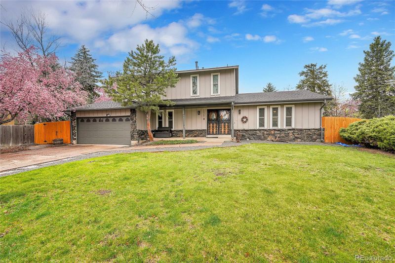 1529 S Lima St, Aurora, CO 80012