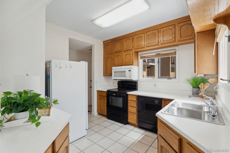526 Observatory Dr, Colorado Springs, CO 80904