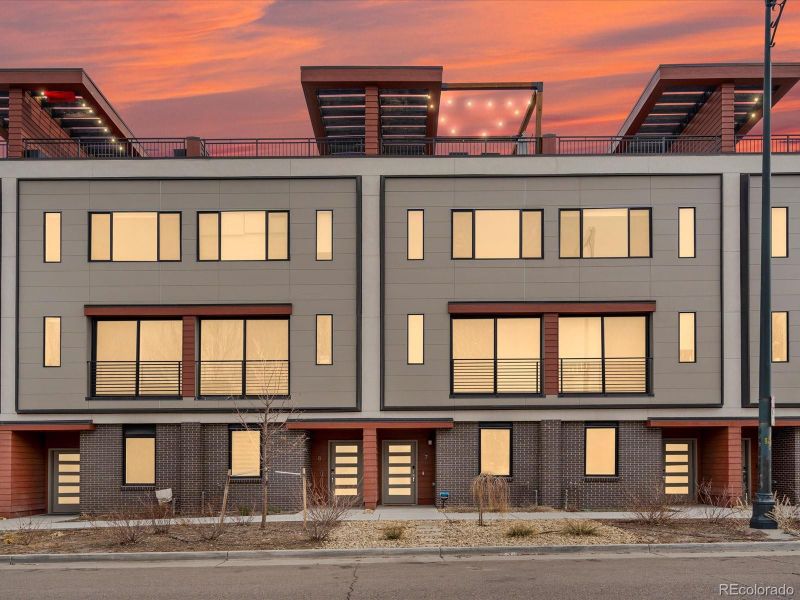 2350 Tremont Pl #7, Denver, CO 80205