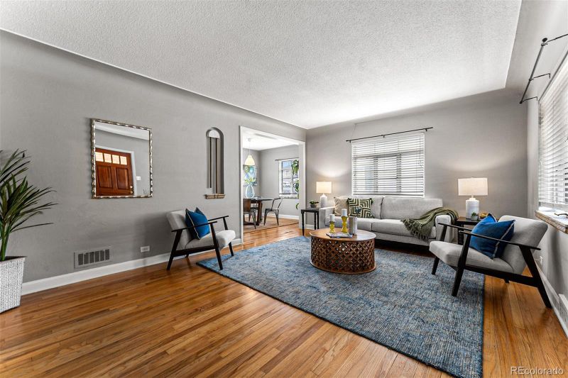 970 Grape St, Denver, CO 80220