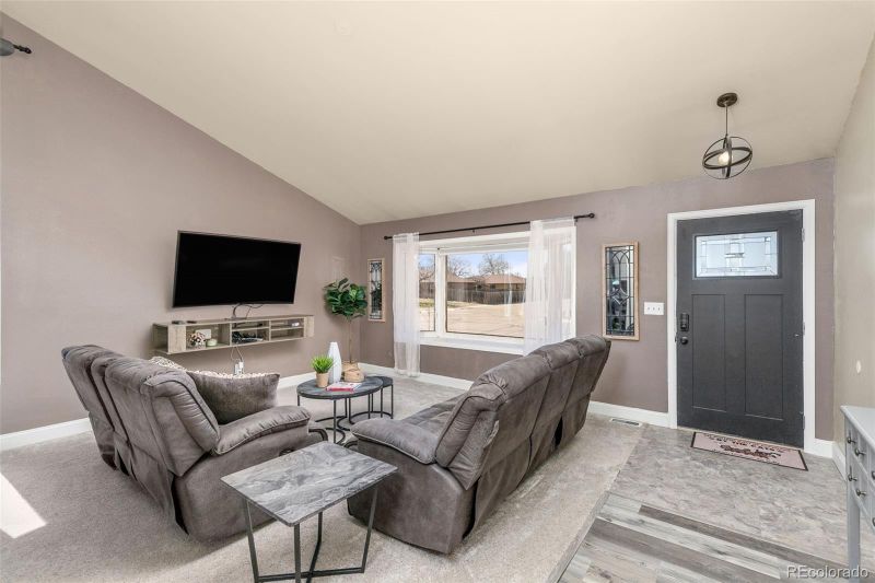 890 S Hoover Ave, Fort Lupton, CO 80621