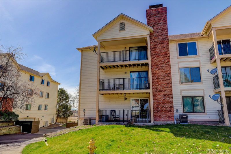 401 S Kalispell Way #202, Aurora, CO 80017