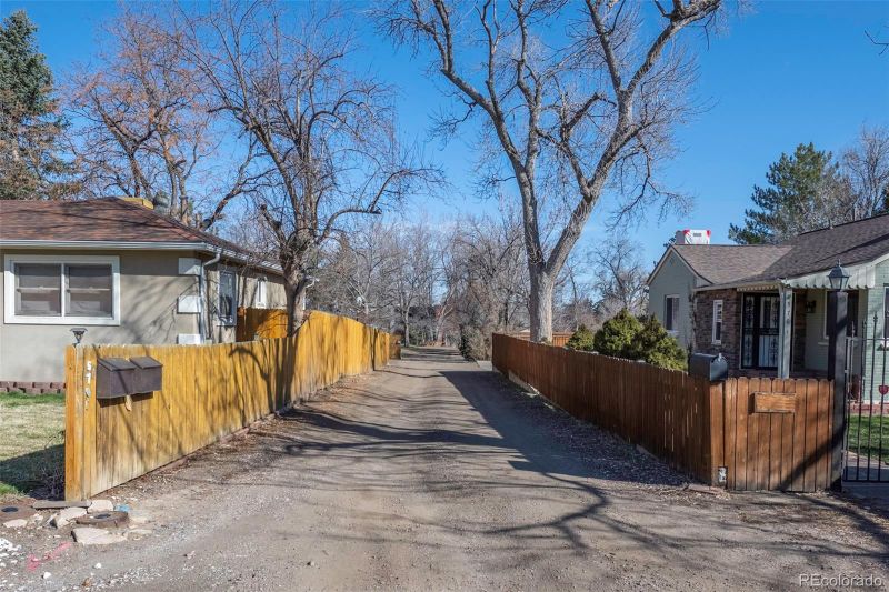 5705 W 35th Ave, Wheat Ridge, CO 80212