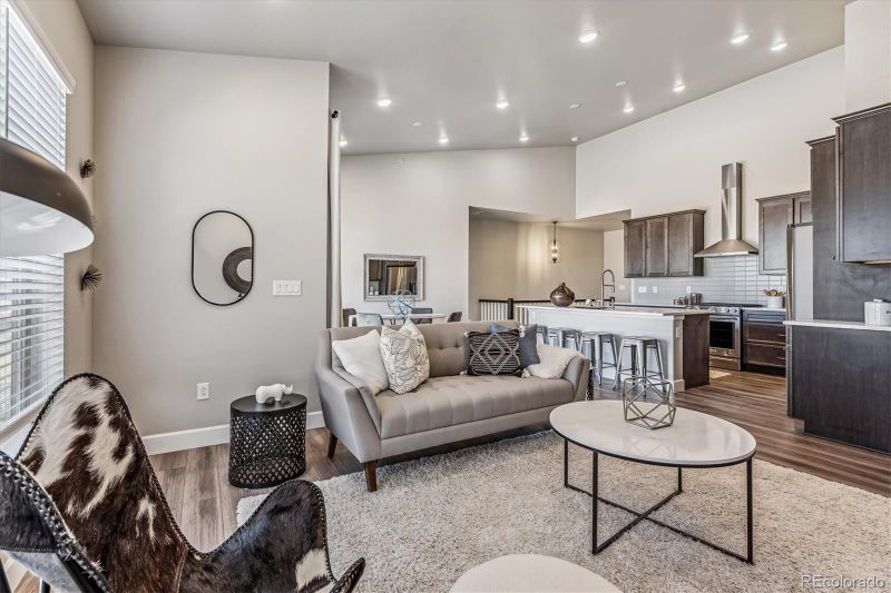 8224 S Queen St, Littleton, CO 80127