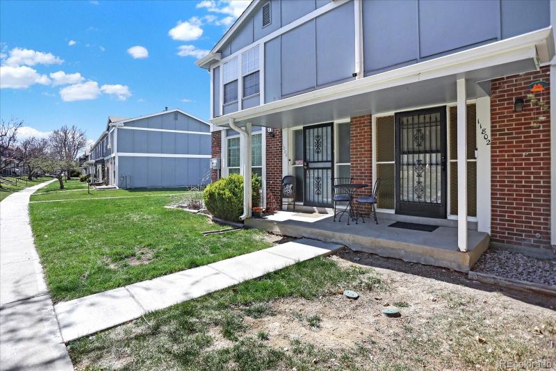 11802 E Canal Dr, Aurora, CO 80011