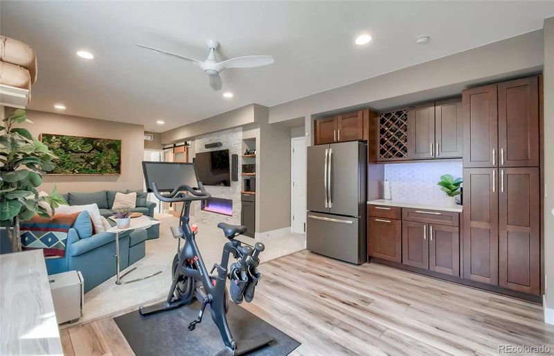 6720 Mariposa Ct, Denver, CO 80221