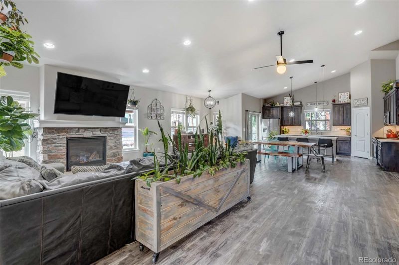 1358 Ridgestone Dr, Woodland Park, CO 80863