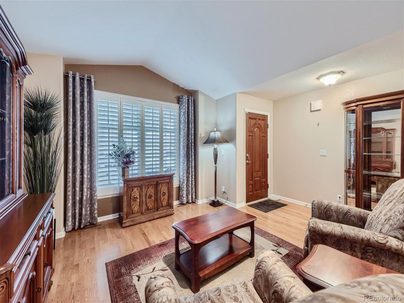 5841 E 119th Pl, Thornton, CO 80233