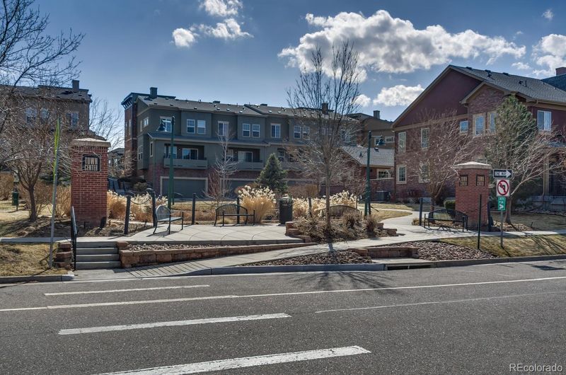 1044 Rockhurst Dr #302, Highlands Ranch, CO 80129