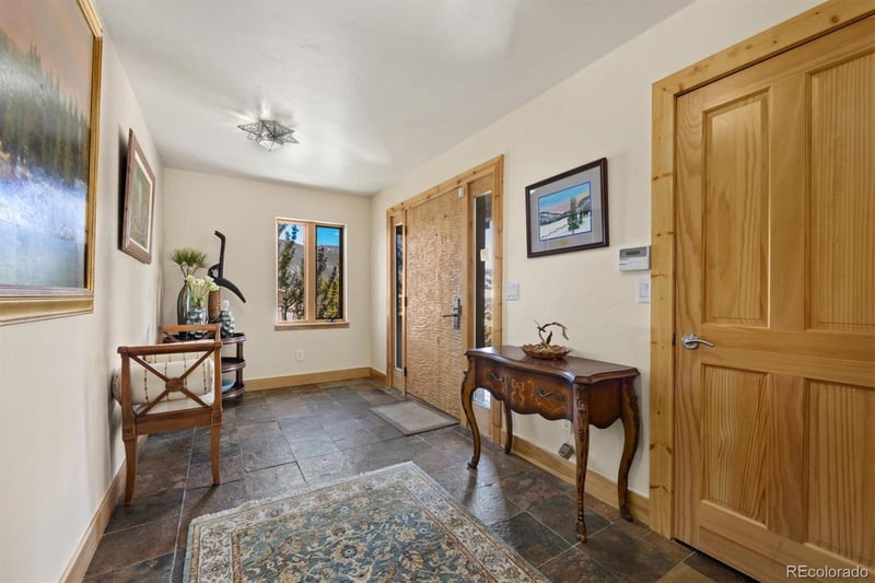 556 Idlewild Dr, Dillon, CO 80435