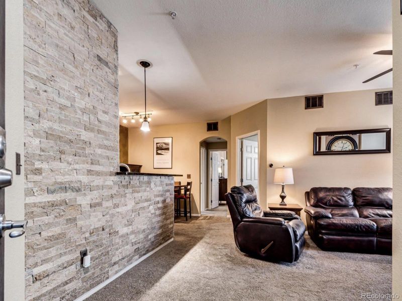 9142 Lodestar Ln #206, Parker, CO 80134