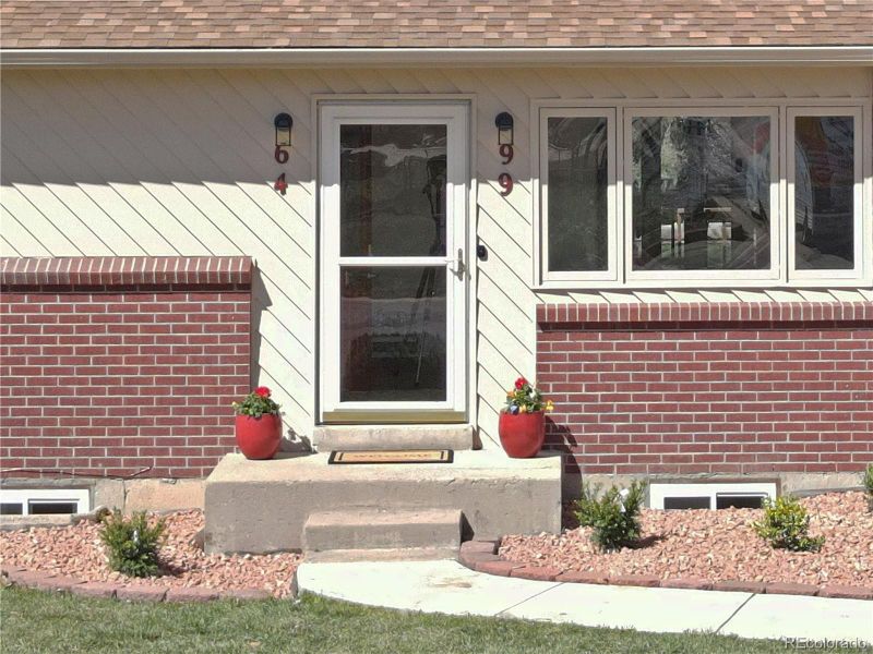 6499 Iris Way, Arvada, CO 80004