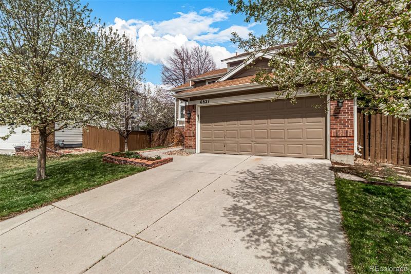 6627 Jackson Ln, Highlands Ranch, CO 80130