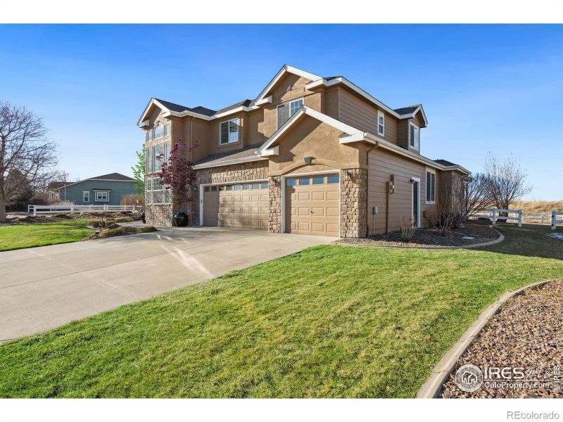 6780 Clearwater Dr, Loveland, CO 80538