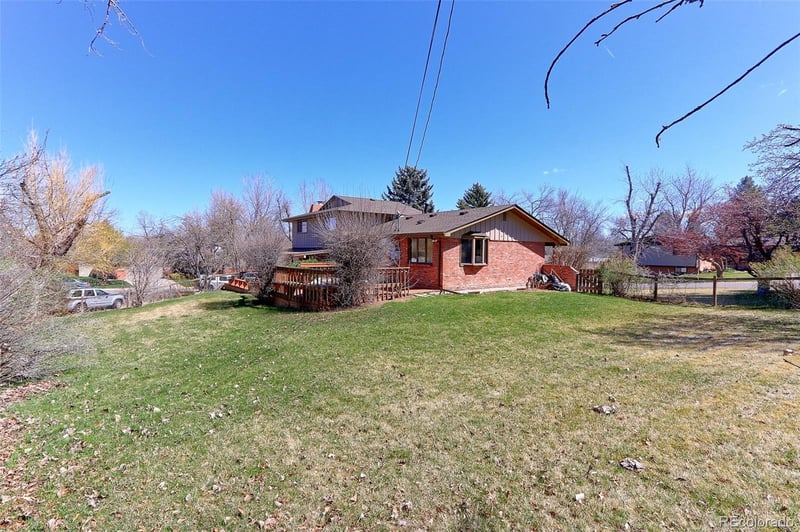 6151 S Rosewood Dr, Littleton, CO 80121