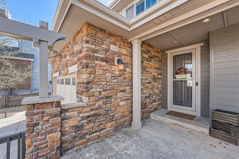 6787 S Riverwood Way, Aurora, CO 80016